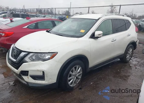2019 Nissan Rogue Sv z USA, uszkodzony, nr VIN JN8AT2MT9KW256038